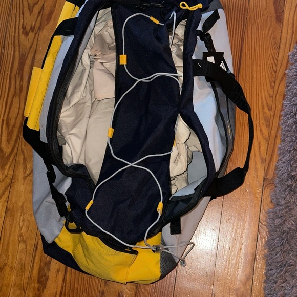 Adidas Duffle Bag - Picture 2 of 3